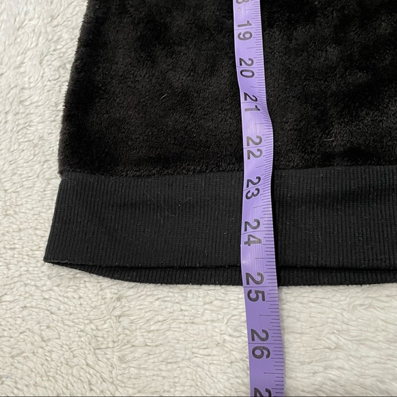 Mickey PJ’s Women Disney Mickey Mouse Fleece 100% Polyester Long Sleeve - Picture 5 of 13